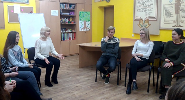 Привітання учасників тренінгу.